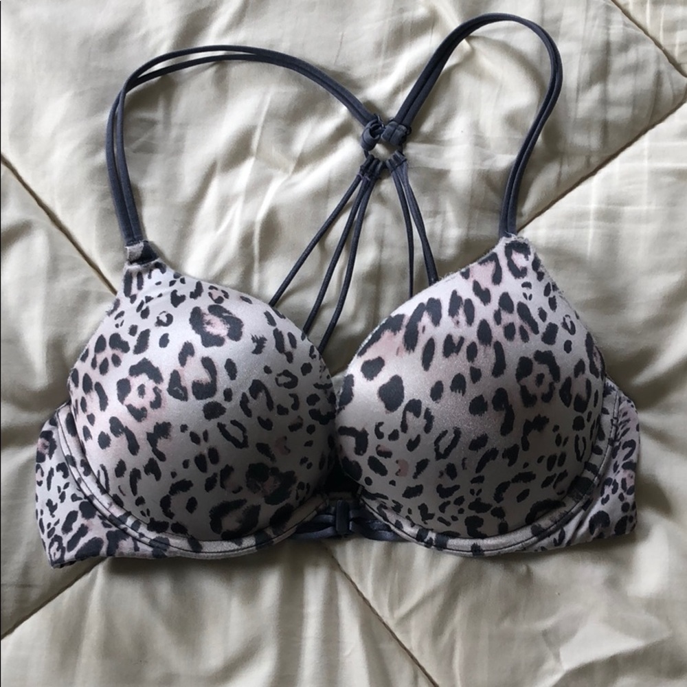 Vs Bra